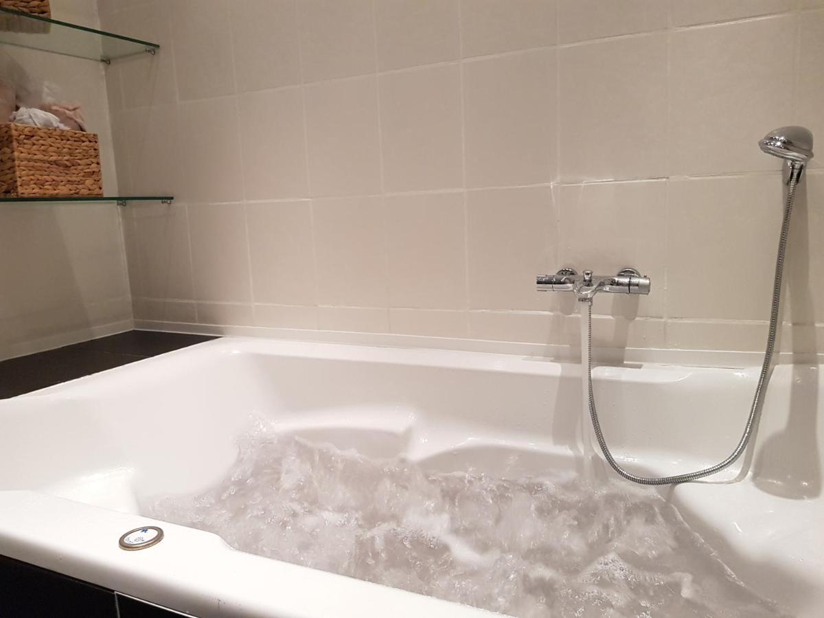 Grosse 130Qm Ferienwohnung Mit Whirlpool Sulzbach  Екстер'єр фото